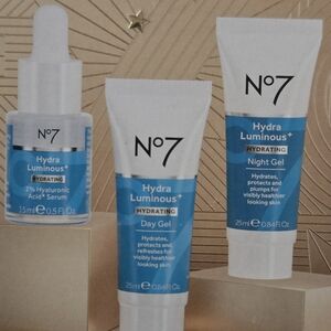 No7 Hydra Luminous Hydrating Trio Gift Set